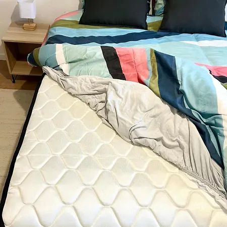 Lägenhet Cozy - Neuf, Calme, Debit & Smarttv *