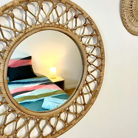 Cozy - Neuf, Calme, Debit & Smarttv Lägenhet